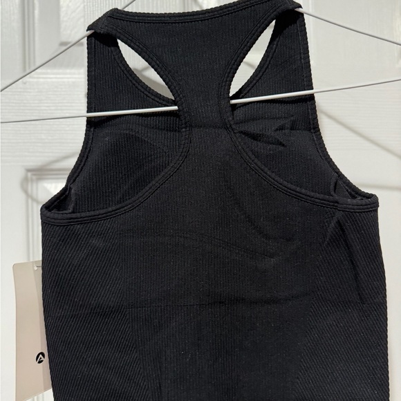 Black Ribbed Crop Top - Picture 2 of 4